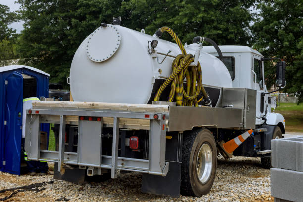 Best Portable restroom trailer rental  in Aurora, TX